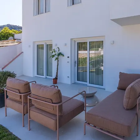 Il Borgo, Marina Homesuites, Poltu Quatu