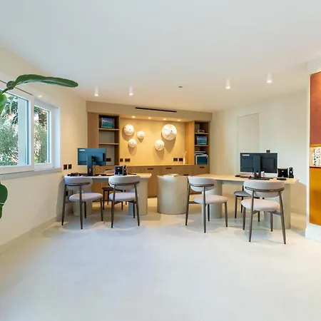 Il Borgo, Marina Homesuites, Poltu Quatu Apartahotel