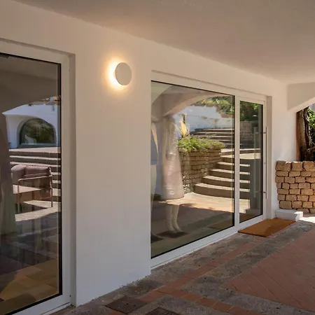 Il Borgo, Marina Homesuites, Poltu Quatu 3*