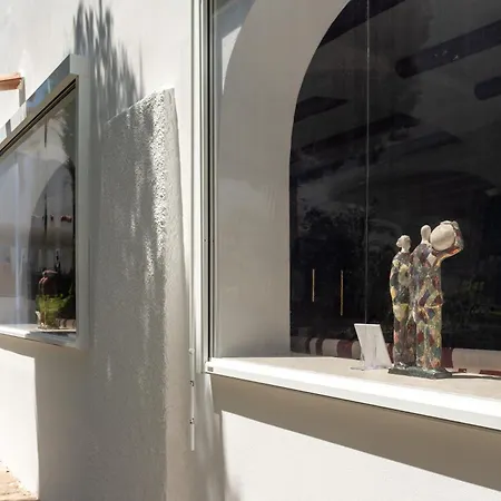 Il Borgo, Marina Homesuites, Poltu Quatu 3*