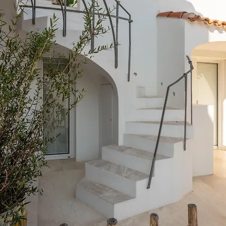 Apartahotel Il Borgo, Marina Homesuites, Poltu Quatu 3*