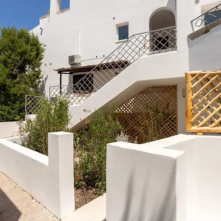 Apartahotel Il Borgo, Marina Homesuites, Poltu Quatu