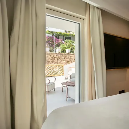 Hotel apartamentowy Il Borgo, Marina Homesuites, Poltu Quatu 3*
