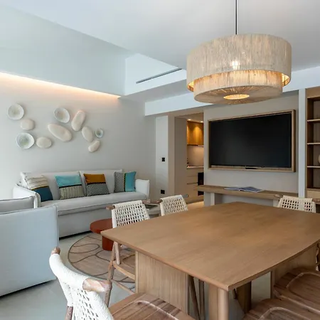 Il Borgo, Marina Homesuites, Poltu Quatu 3*
