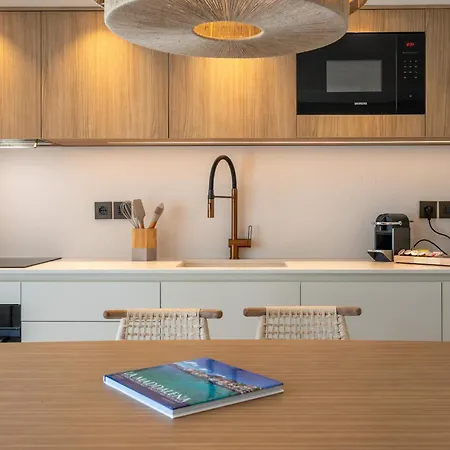 Il Borgo, Marina Homesuites, Poltu Quatu 3*